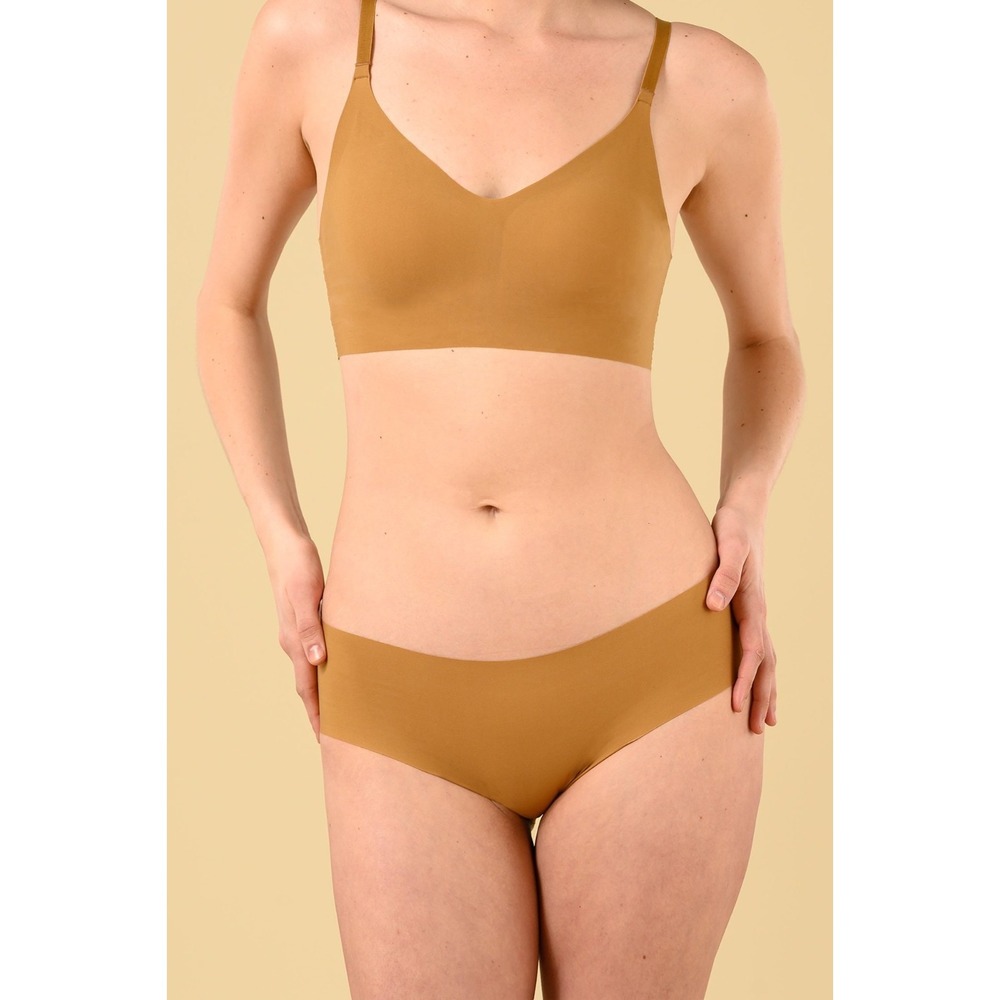 Okko Signature Brief Women's L Cream Underwear Essential Seamless Smooth Finish‎